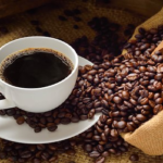 コーヒーの名前や漢字の由来について。ソーサーの使い方は昔は違った？